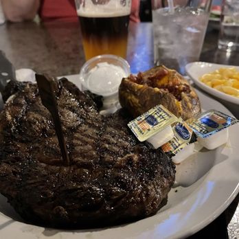Paddy's Irish Pub signature dishes Ribeye
Maryland Style Crab Cakes
New York Strip